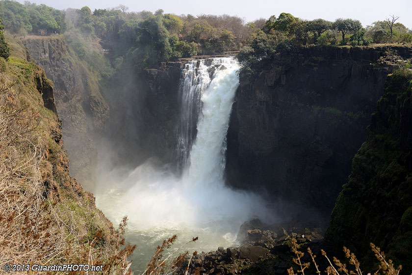 Devil's Falls, qui est la plus petite des chutes, a une hauteur de 70m