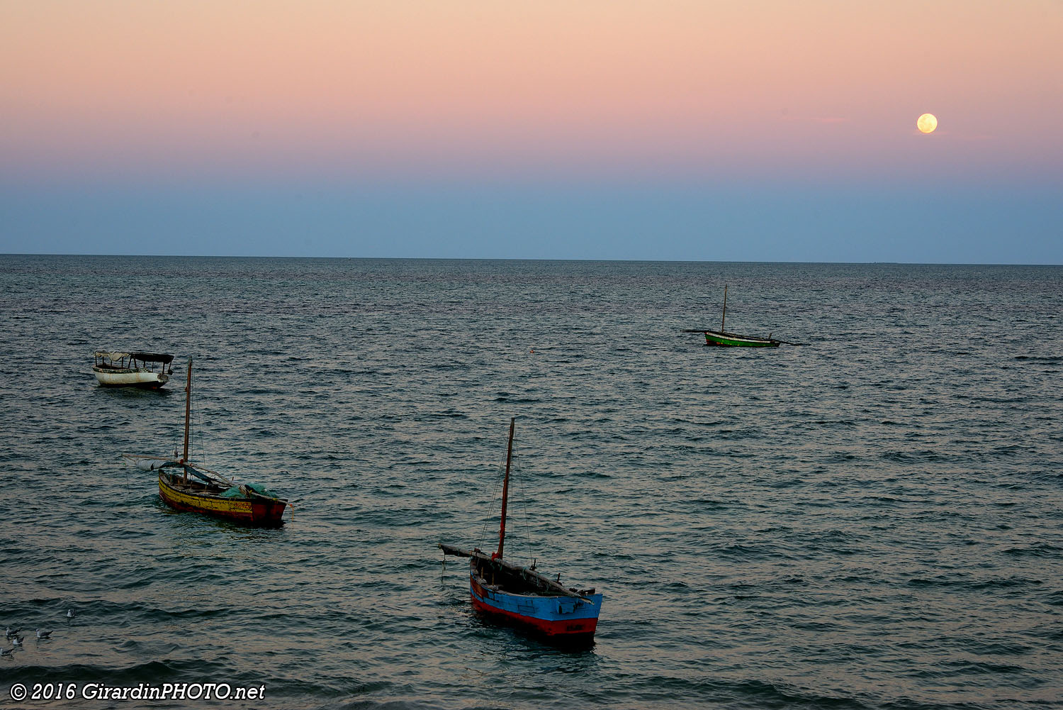 Lever de lune sur le canal du Mozambique