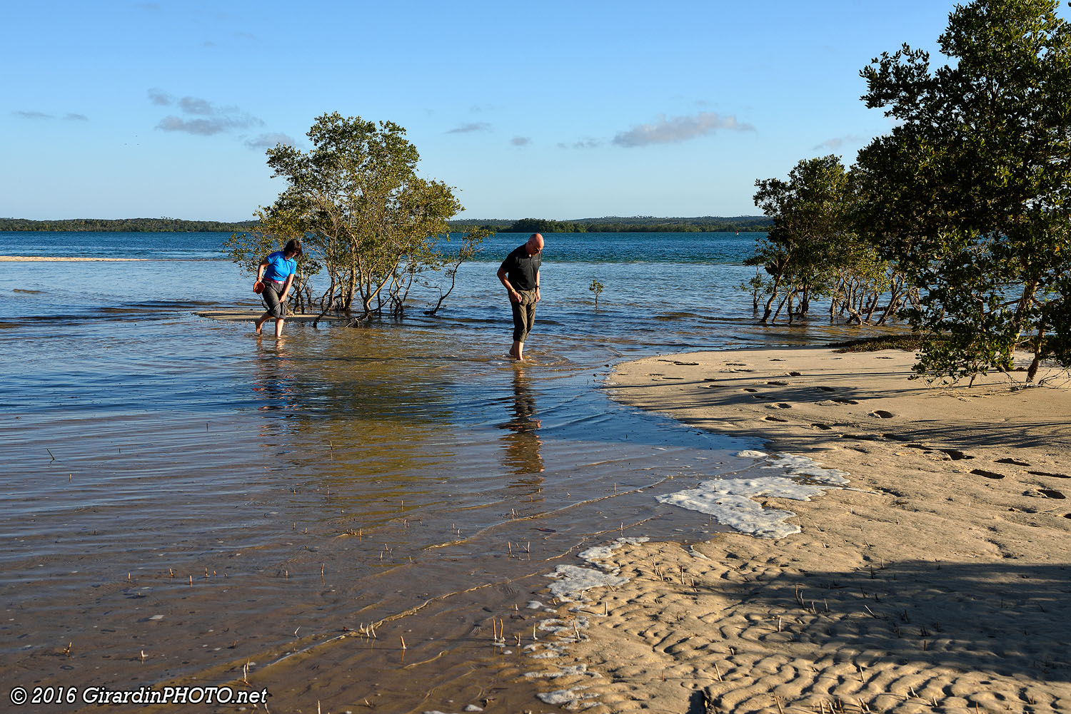Le temps d'une photo ... et nous avons déjà les pieds dans l'eau