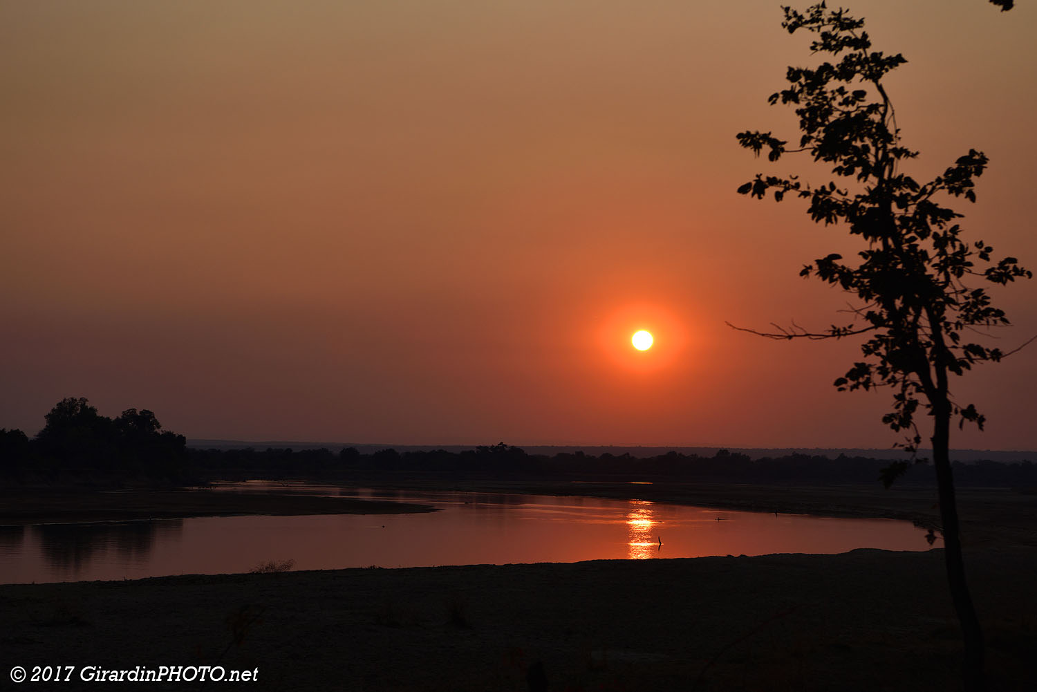 Coucher de soleil sur la Luangwa River