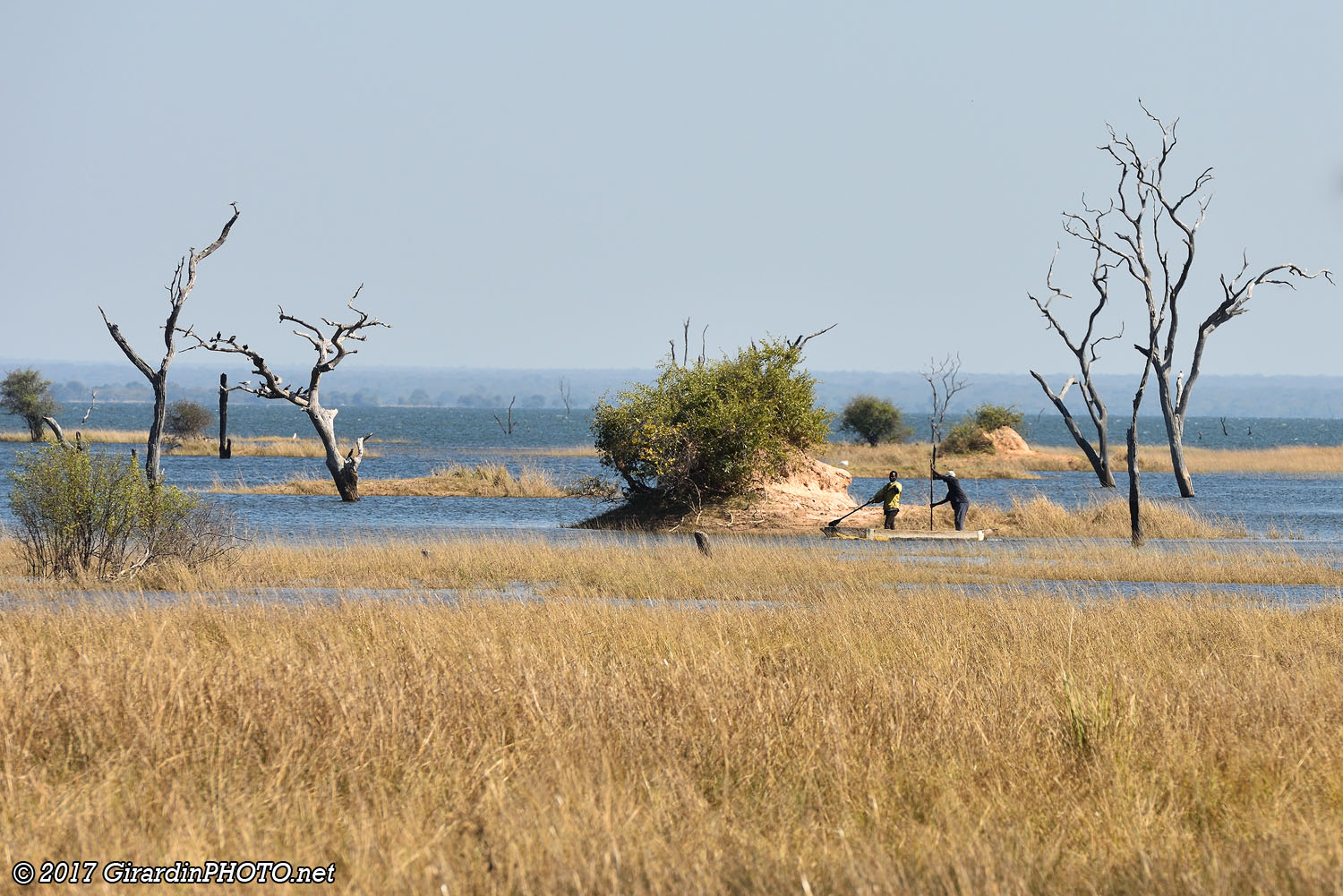 Pêcheurs sur le Lake Itezhi-Tezhi