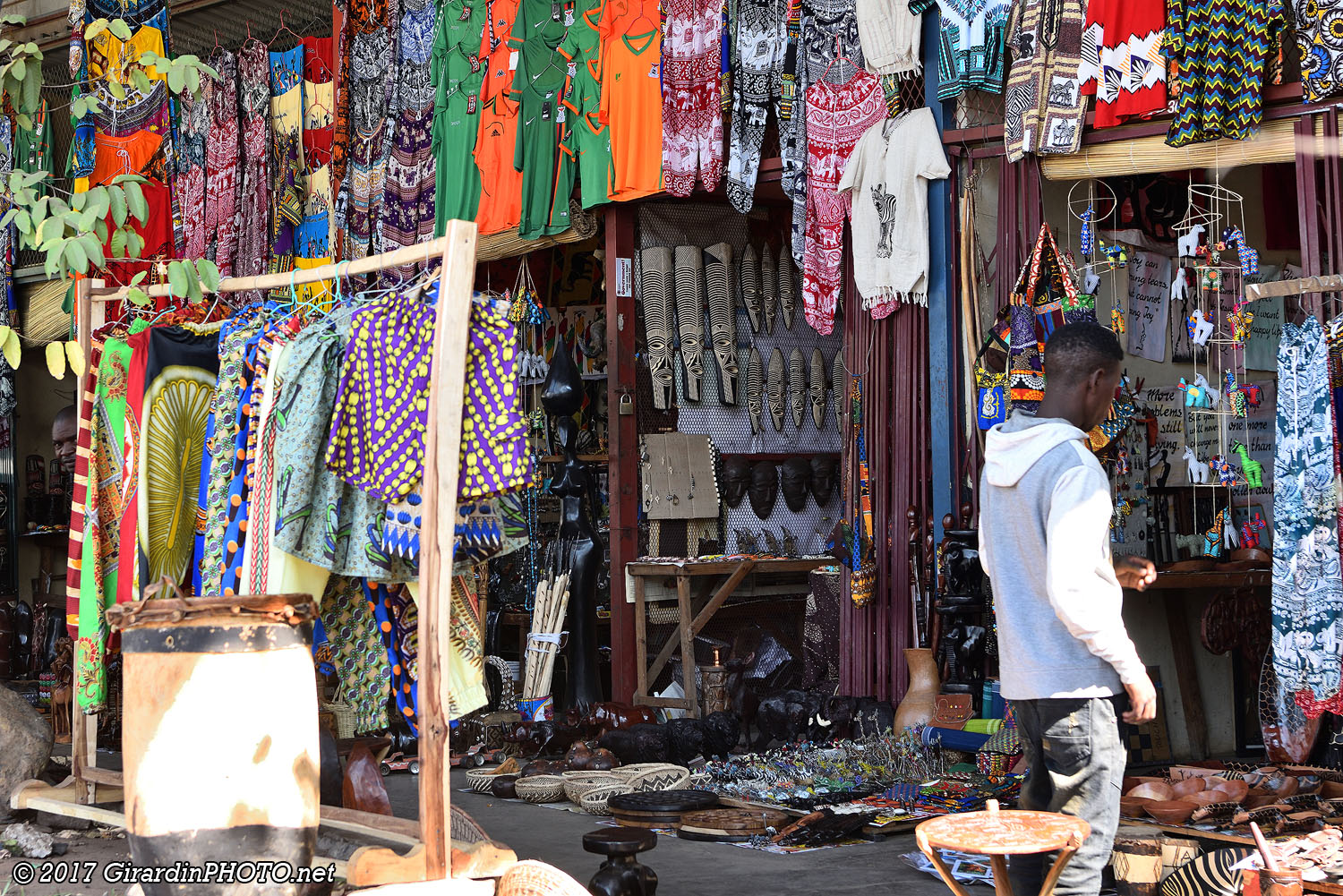 Mukuni Park Curio Market