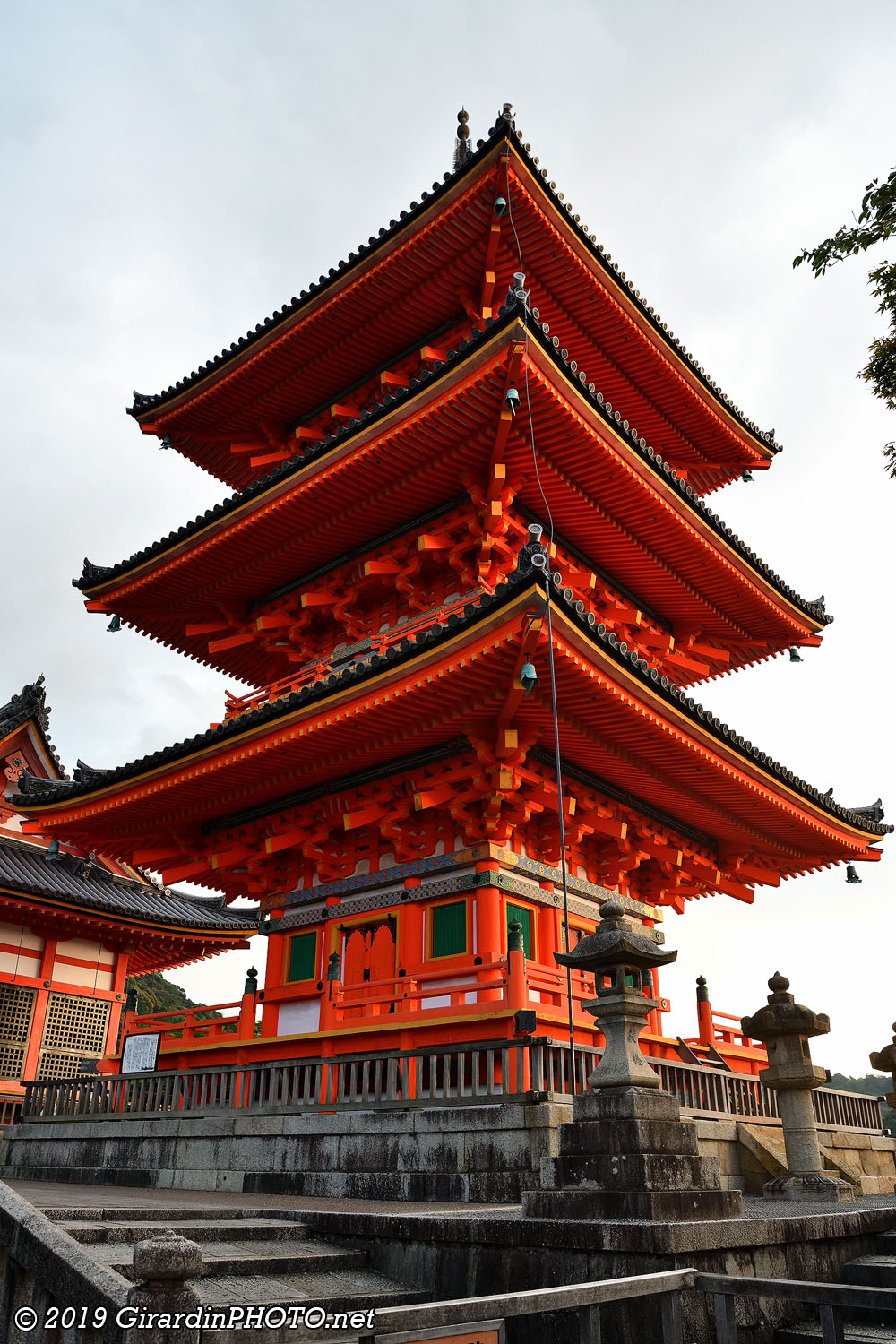 Three-Storied Pagoda (5)
