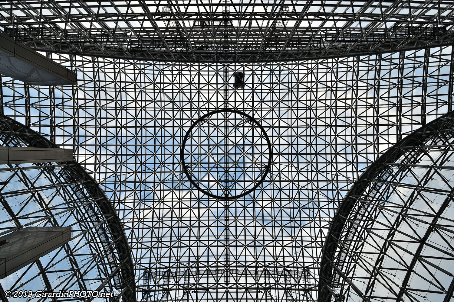 Dôme d'acier et de verre