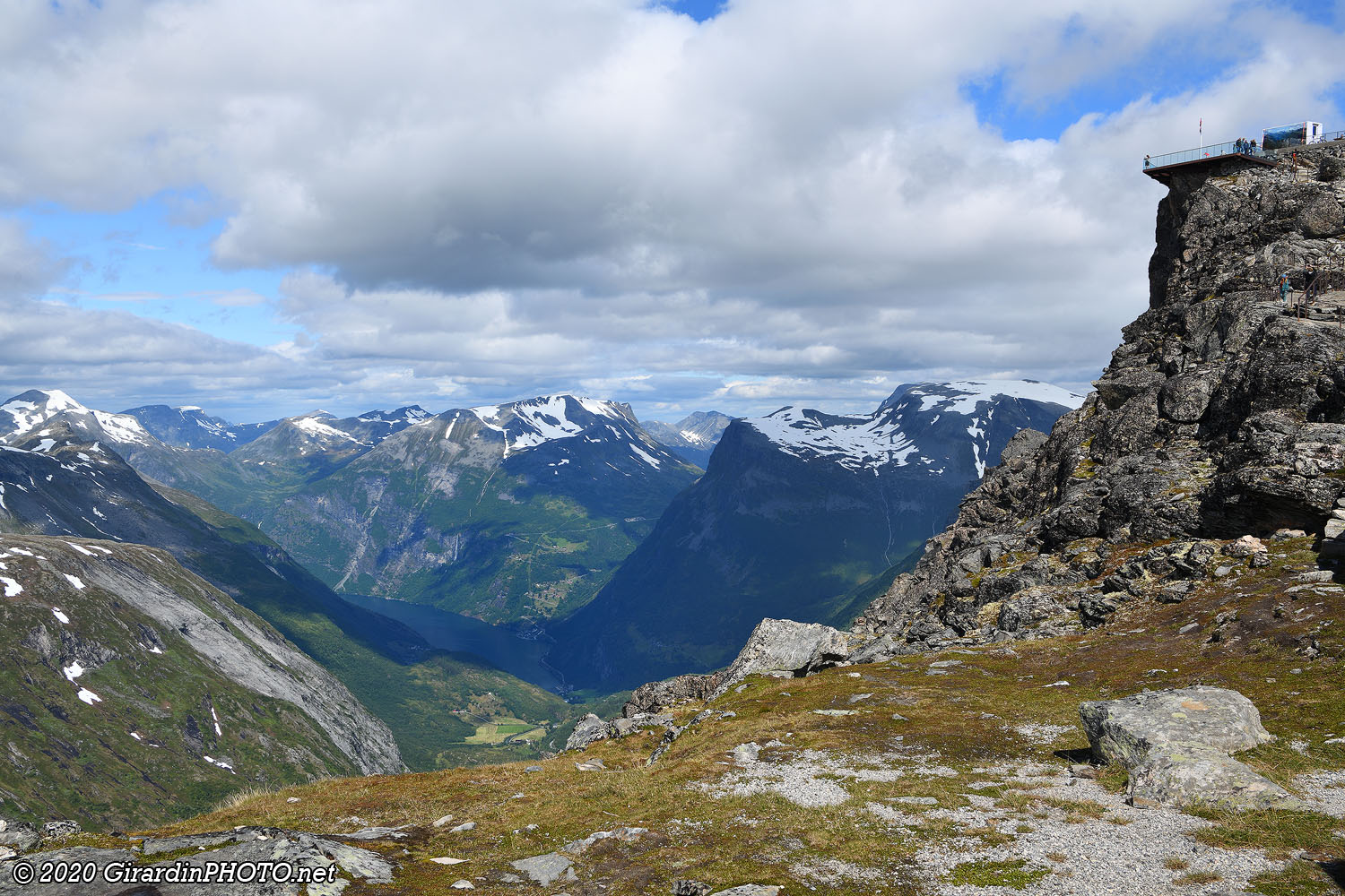 La plate-forme Geiranger Skywalk, au sommet du mont Dalsnibba