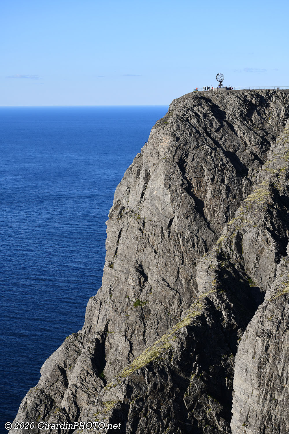 Falaise vertigineuse de 307 m de haut