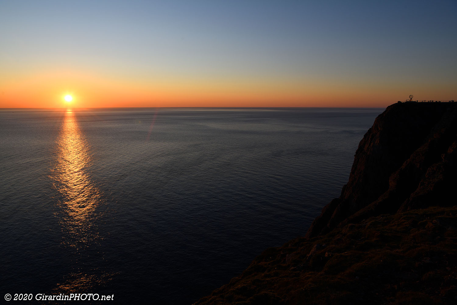 Depuis notre emplacement, à minuit solaire vrai