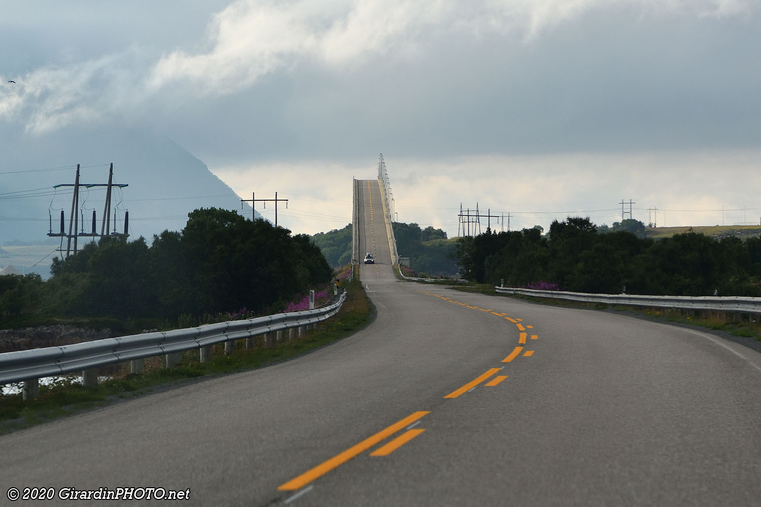 Pont qui rejoint l’île d'Andøya