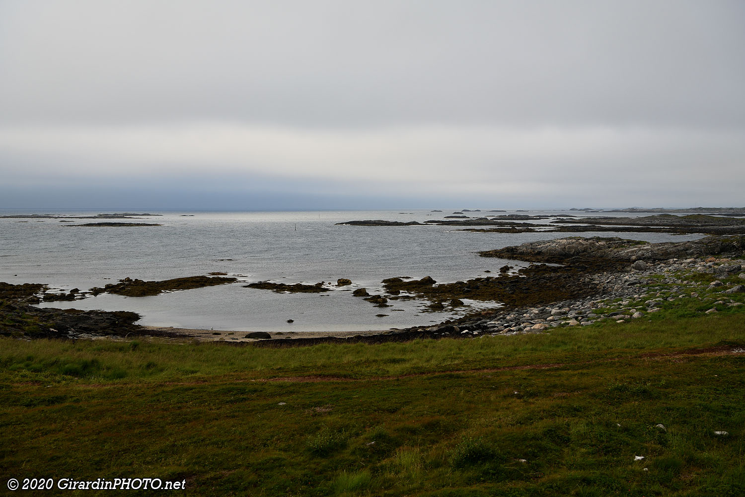Vue sur la baie depuis le Stave Camping