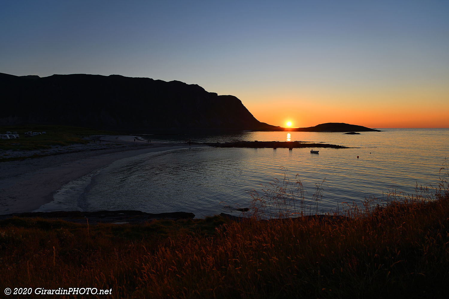 Plage Kolbeinsanden au coucher du soleil