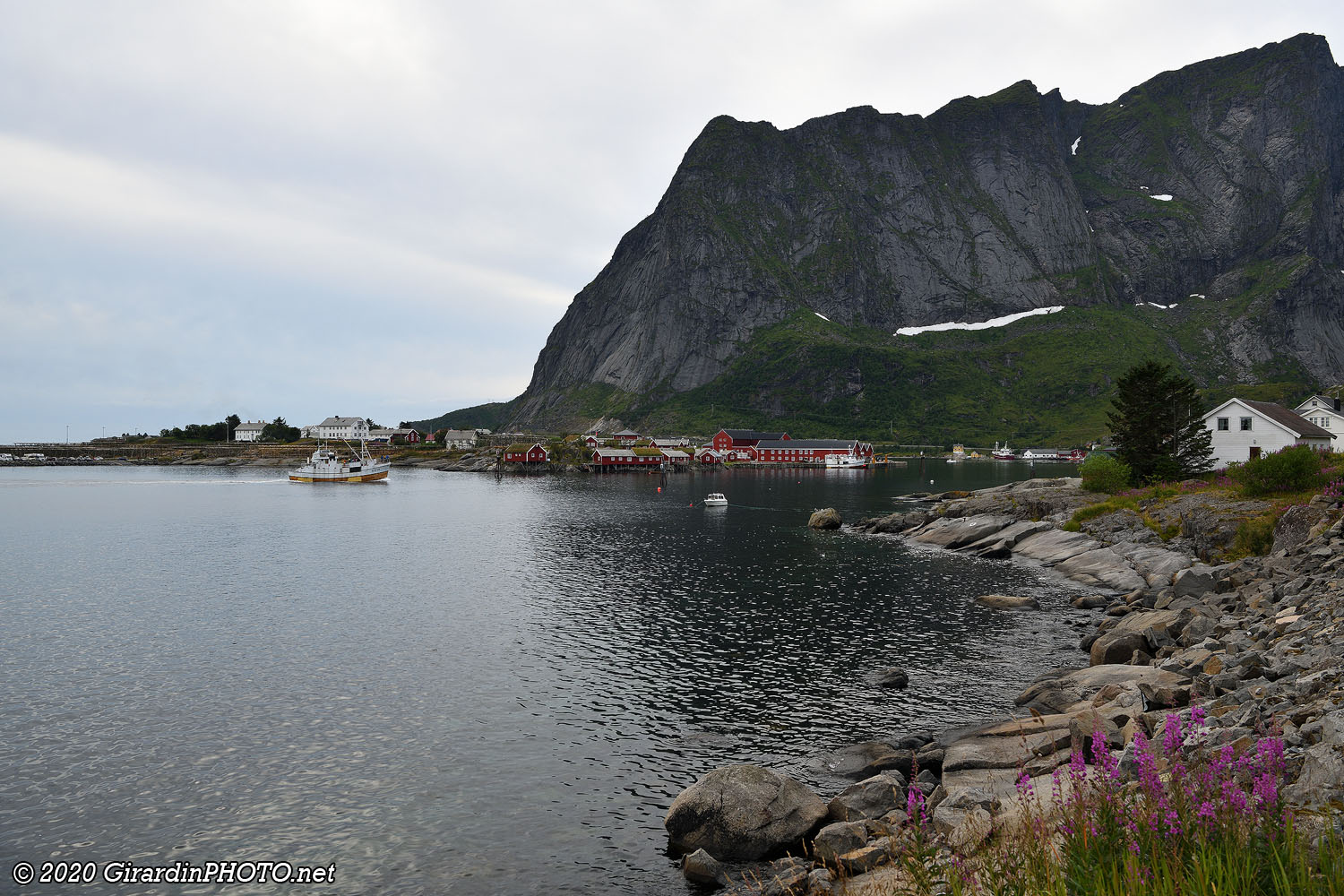 Le village de Reine au pied du Reinebringen