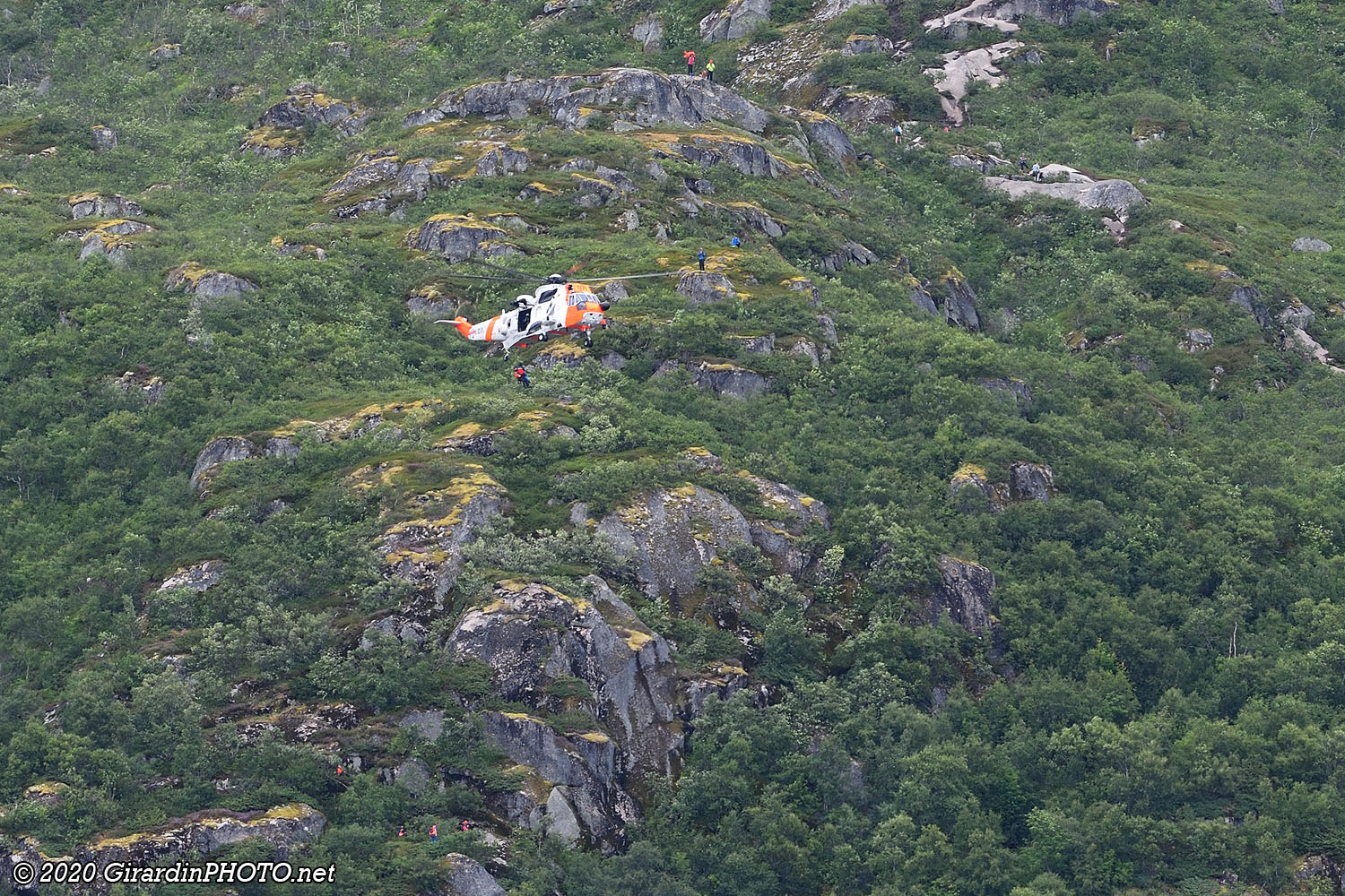 Opération de sauvetage en montagne