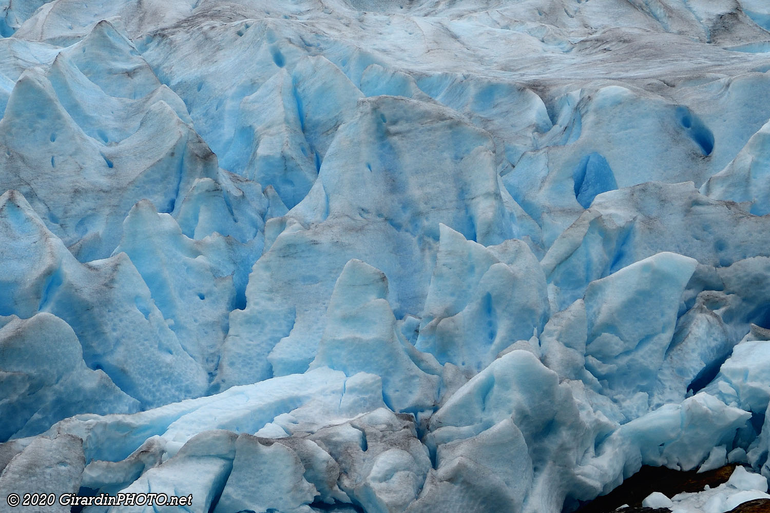 Glacier Svartisen - Austerdalsisen