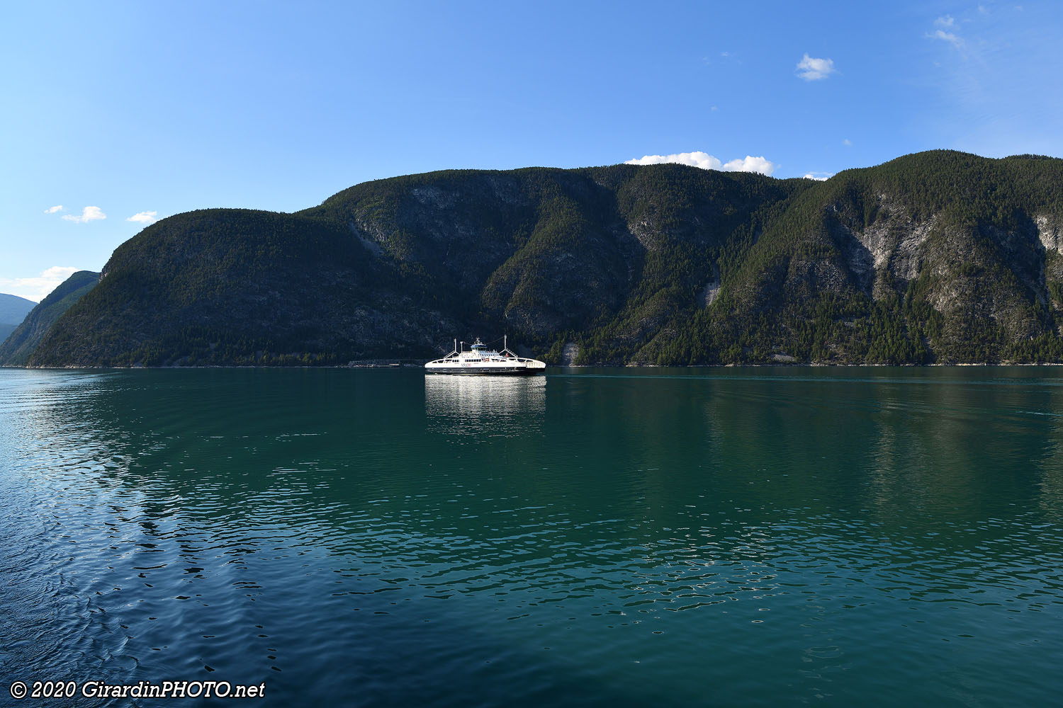 Ferry de Mannheller-Fodnes