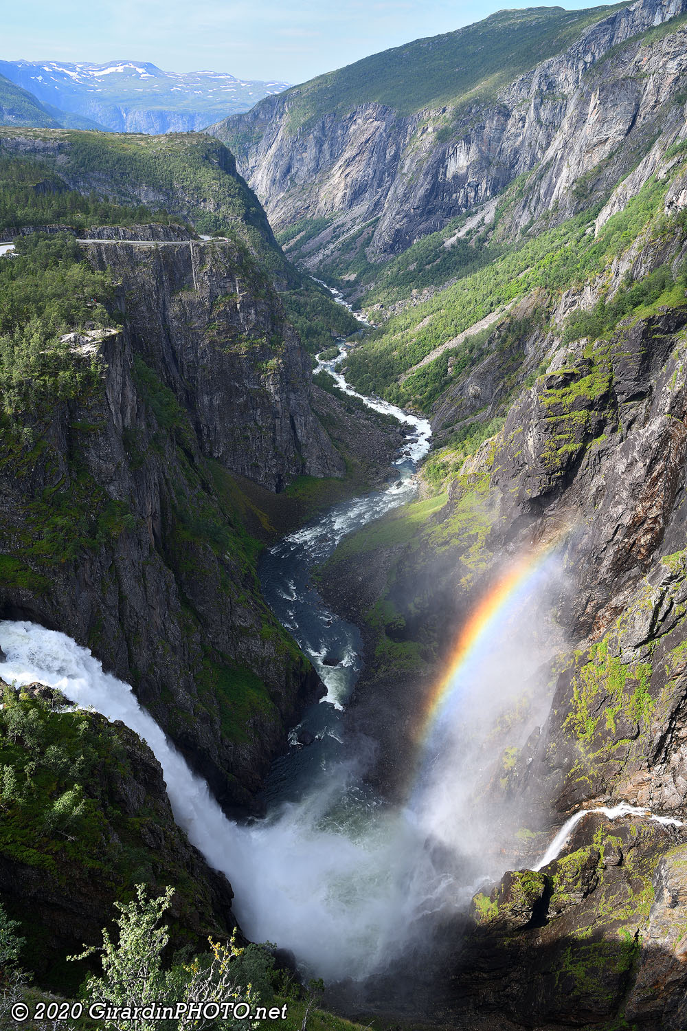 Chute d'eau Voringsfossen depuis les plateformes (1)