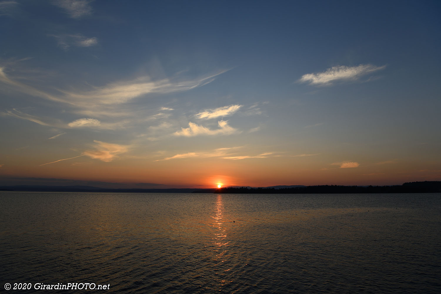 Coucher de soleil sur le lac Tyrifjorden