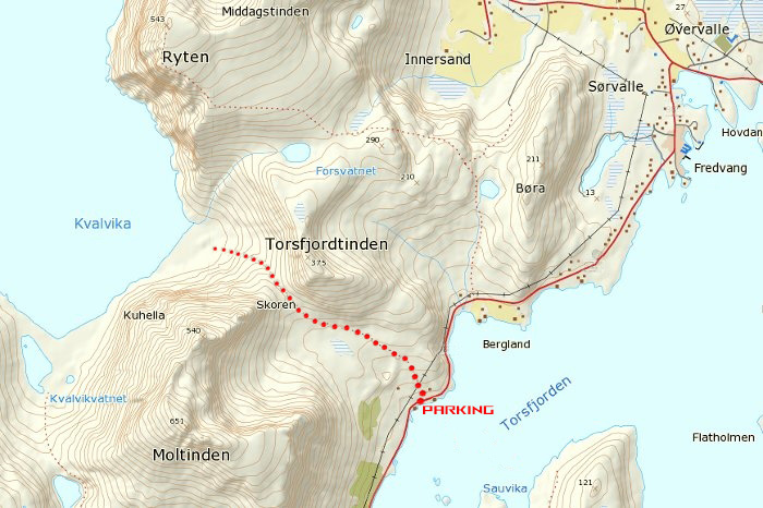 Le sentier de randonnée pour Kvalvika Beach